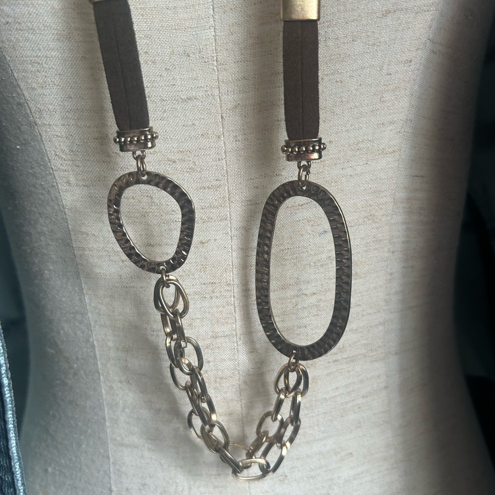 Erica Lyons Beautiful Brown suede and  Gold Necklace